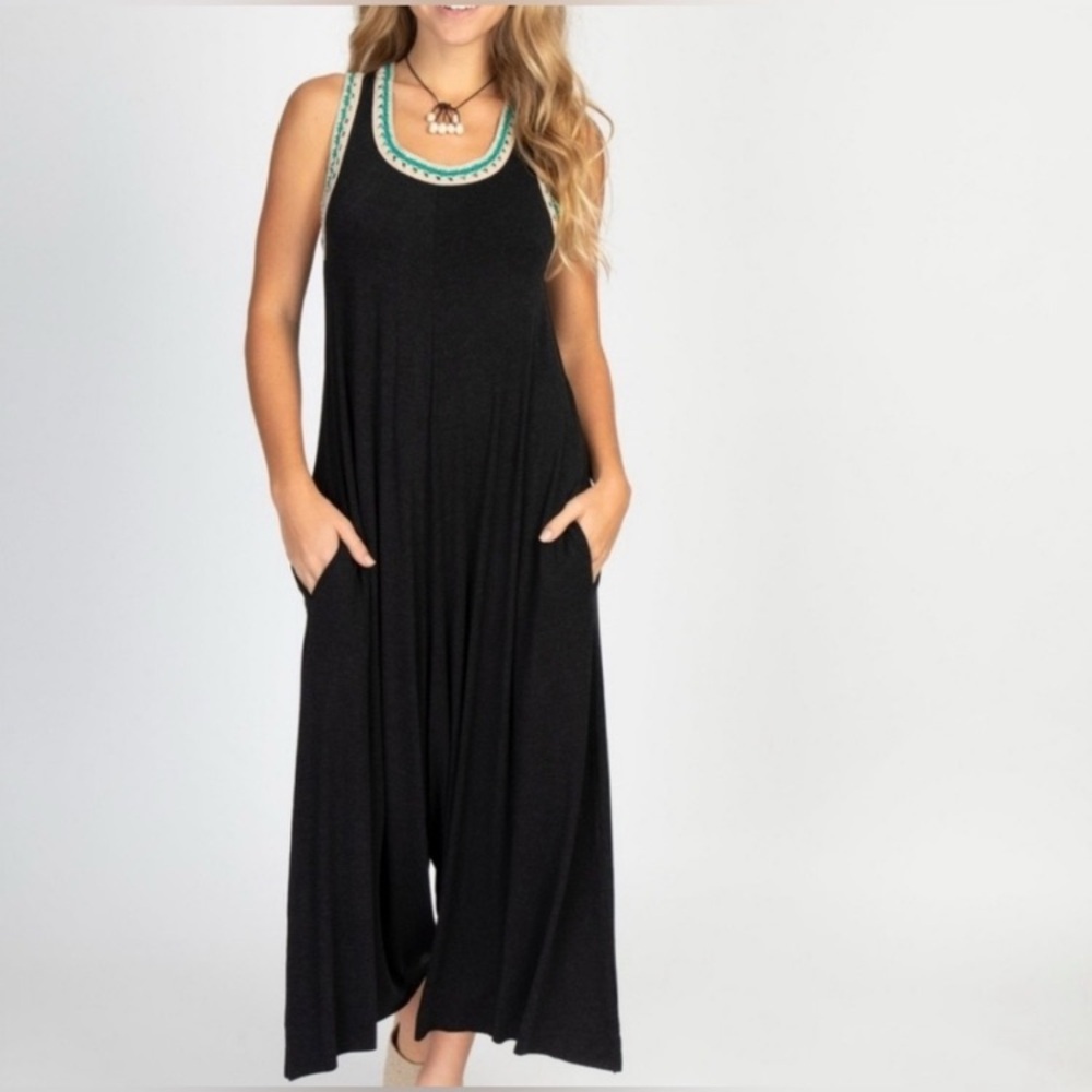 NATURAL LIFE Black Sleeveless Jumpsuit with Green Trim